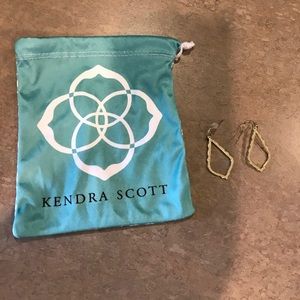 Kendra Scott Sophia Gold Drop Earrings